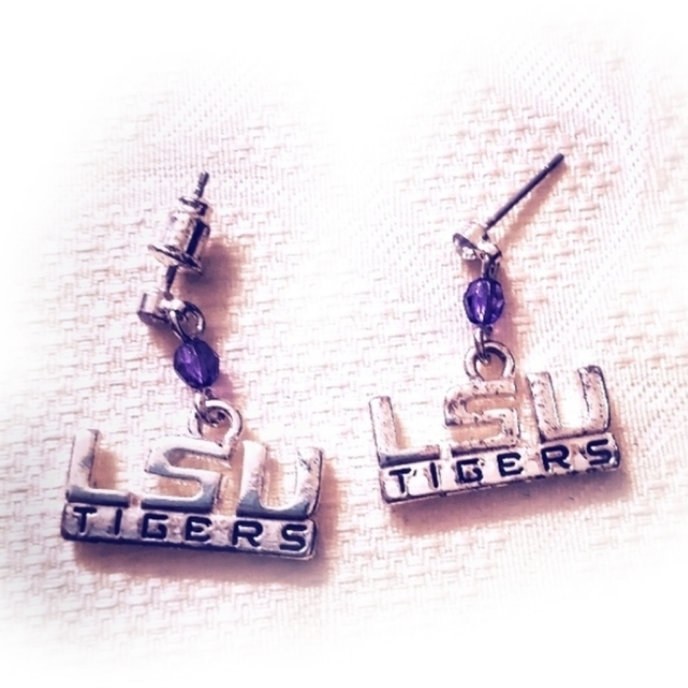 🐅 Purple & Gold LSU Earrings 🐅